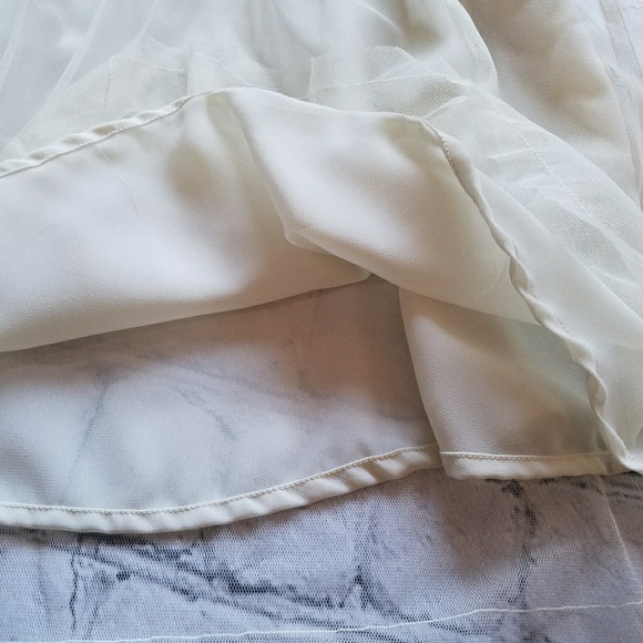 American Rag Cie Sheer Embellished Cream Tank Sz L - Picture 2 of 8